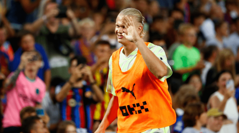 Vidéo – Et si le Camp Nou signait déjà un pacte avec Haaland ? Haaland applaudi au Camp Nou