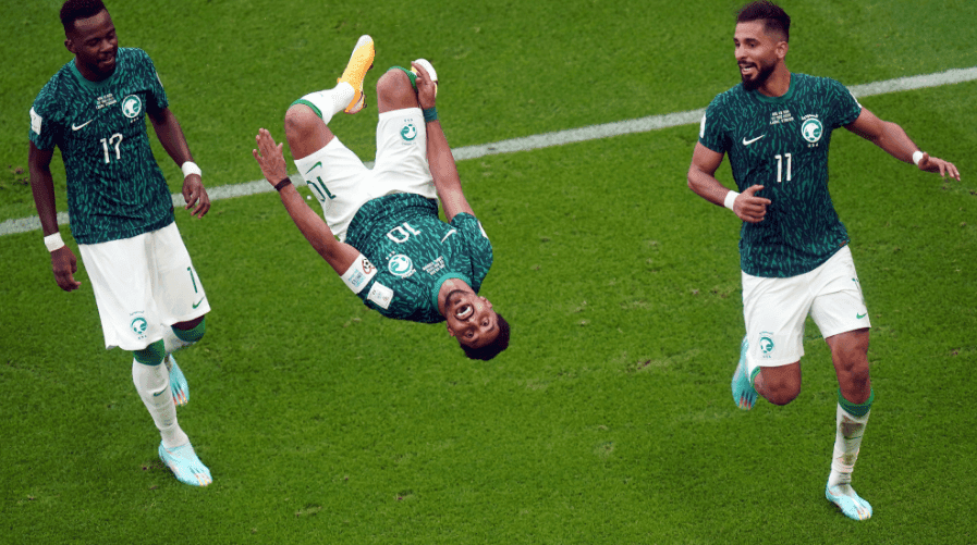 En direct- L’Arabie Saoudite retourne Messi et l’Argentine L'Arabie Saoudite mène devant l'Argentine
