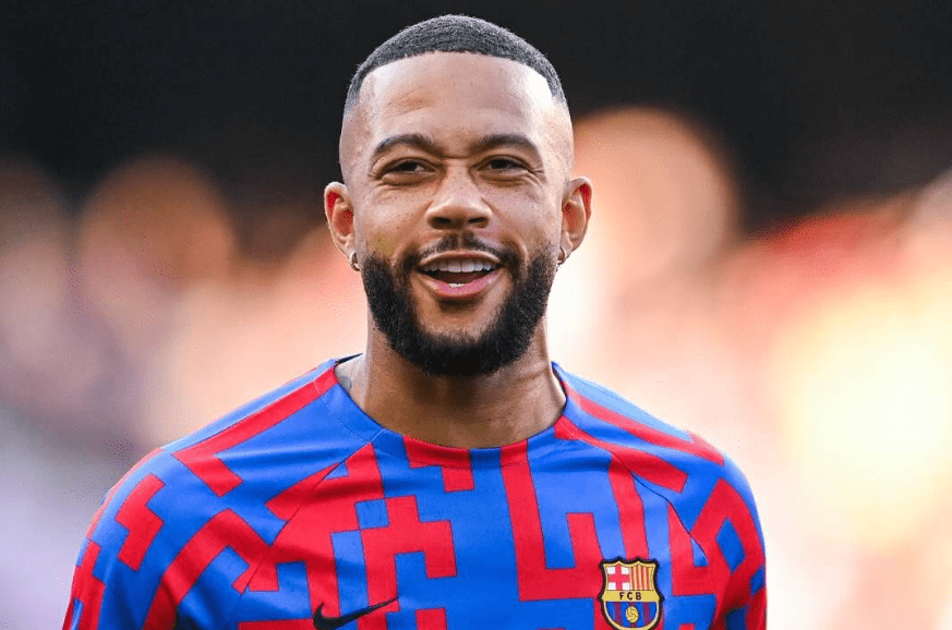 Memphis Depay gagne son bras de fer et va signer à l’Atletico Memphis Depay va s'engager à l'Atletico
