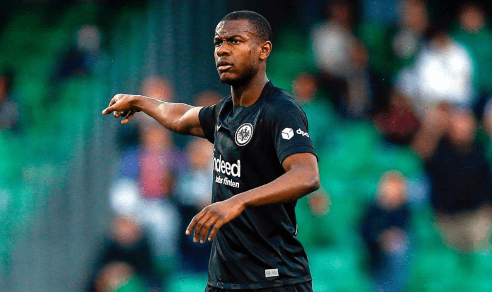 Bayern et le PSG battu par le Barça dans le dossier Evan Ndicka