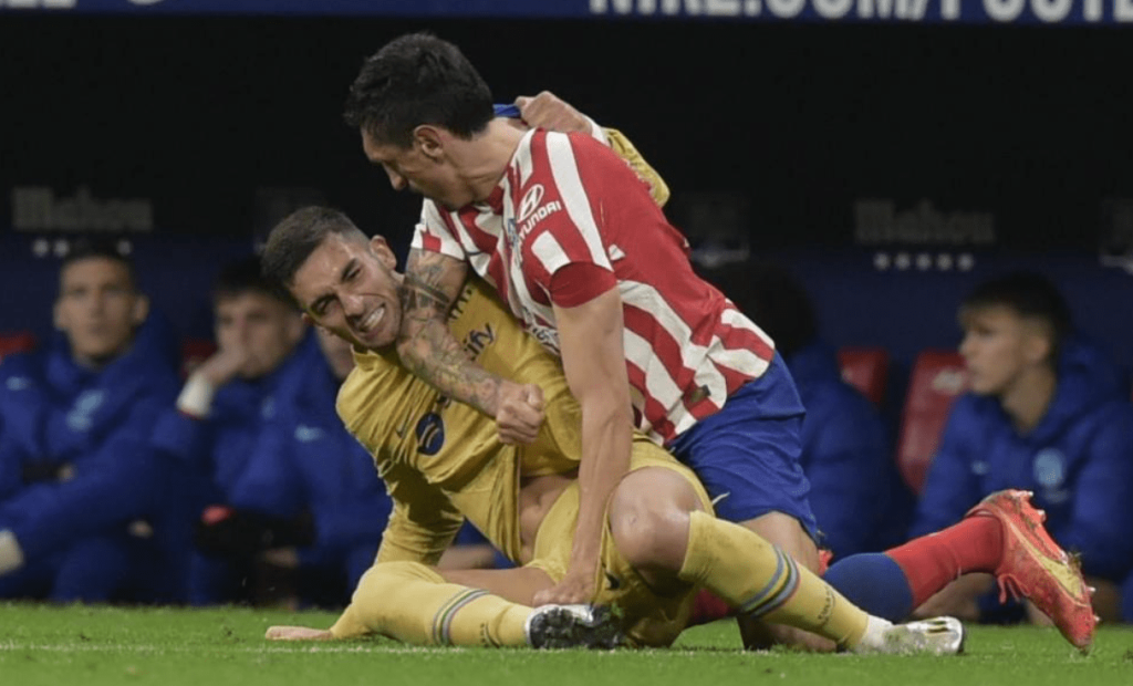 Ferran Torres, Xavi prend une lourde décision Ferran Torres refuse de quitter Barcelone l'été prochain