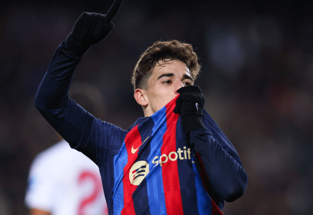 Courtisé par Chelsea, la réponse de Gavi tombe Gavi veut rester à Barcelone