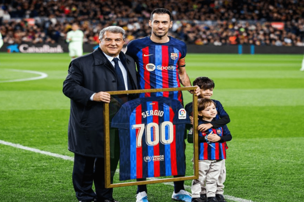 Barcelone vise Rodri ou Kimmich pour remplacer Busquets