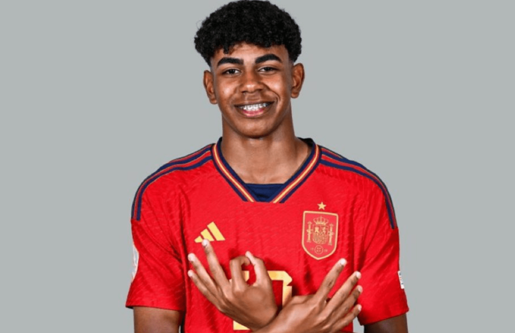 Lamine Yamal, Guardiola a failli dribbler le Barça Lamine Yamal a refusé l'offre de Manxchester City