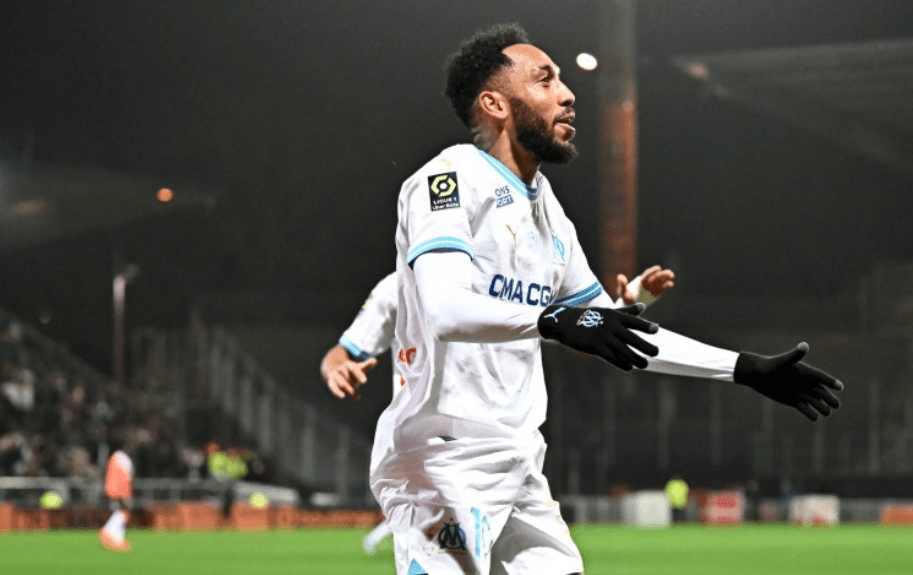 Aubameyang au cœur d’une embrouille à Barcelone Aubameyang a toujours rêvé de Barcelone