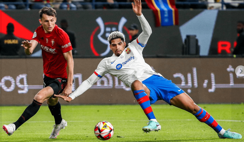 L’offre démentielle du Bayern pour Ronald Araujo Araujo, Manchester United promet de doubler son salaire