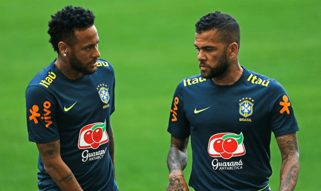 Comment Neymar a sauvé Dani Alves de la « guillotine »