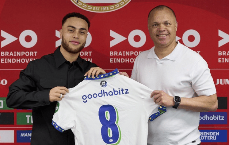 Les clauses secrètes de la signature de Dest au PSV Sergino Dest signe au PSV