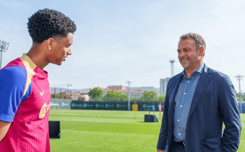 Hansi Flick s'offre un analyste vidéo