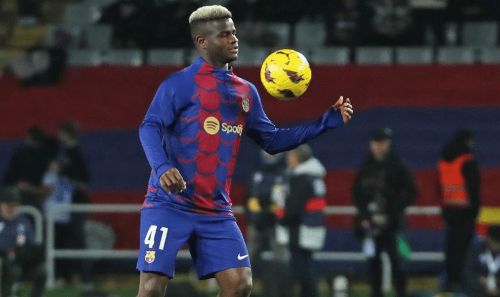 Barcelone annule le transfert de Faye : les exigences non remplies de Porto