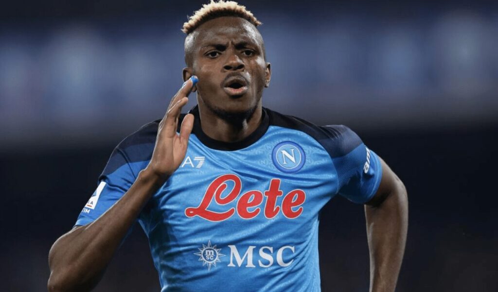 Victor Osimhen au PSG : un départ inévitable en attaque Victor Osimhen est proche d'arriver à Paris