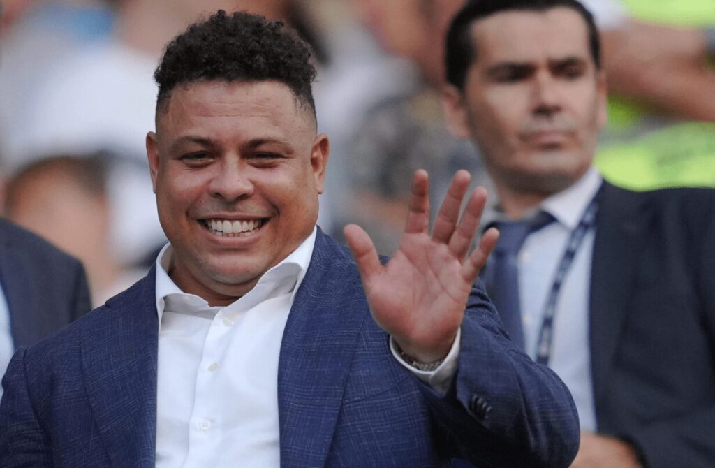 « Messi ou Ronaldo ? Ronaldo Nazário dévoile son choix » Ronaldo Nazario place Lionel Messi devant Ronaldo
