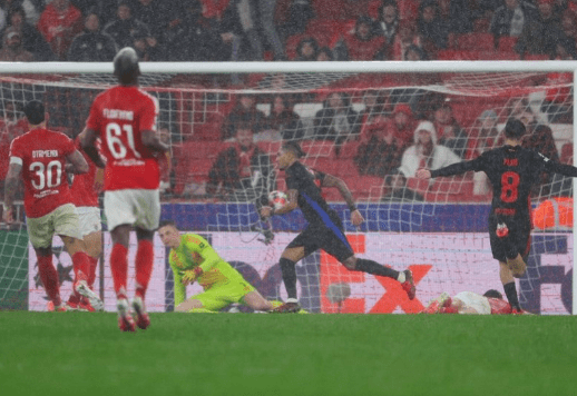 Comment la victoire du Barça sauve le PSG d’une possible élimination avant son choc contre City