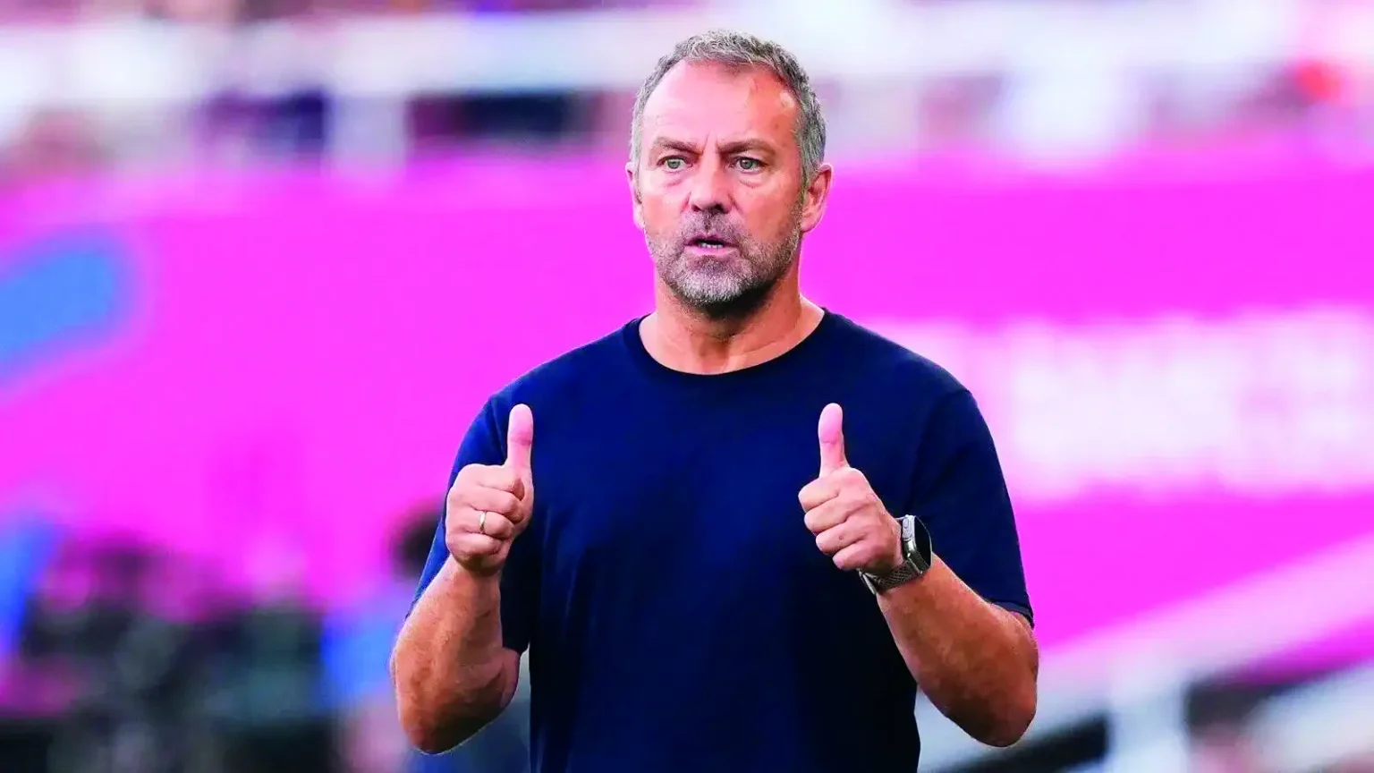 25M€, Laporta s’offre une vente surprise et prépare le mercato Hansi Flick brise la malédiction et devient l’entraîneur du mois en Liga !